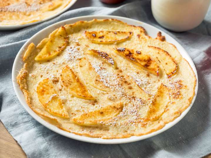 Atlanta - dutch pancakes with apples Shot