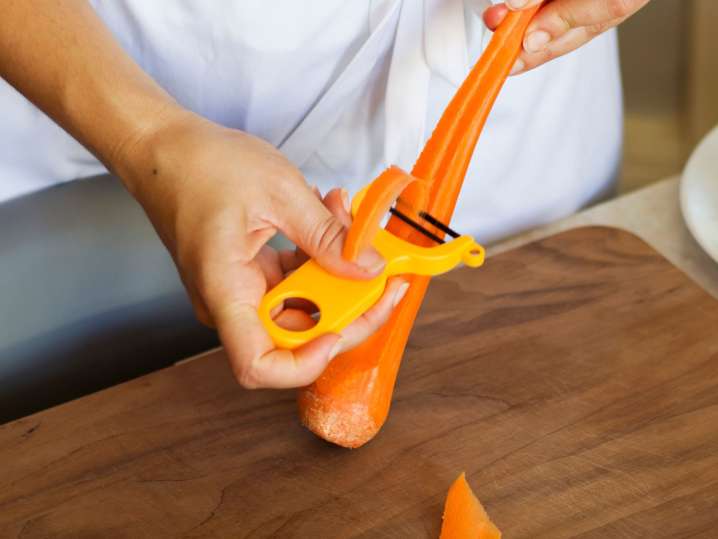 Bay Area - peeling carrots Shot