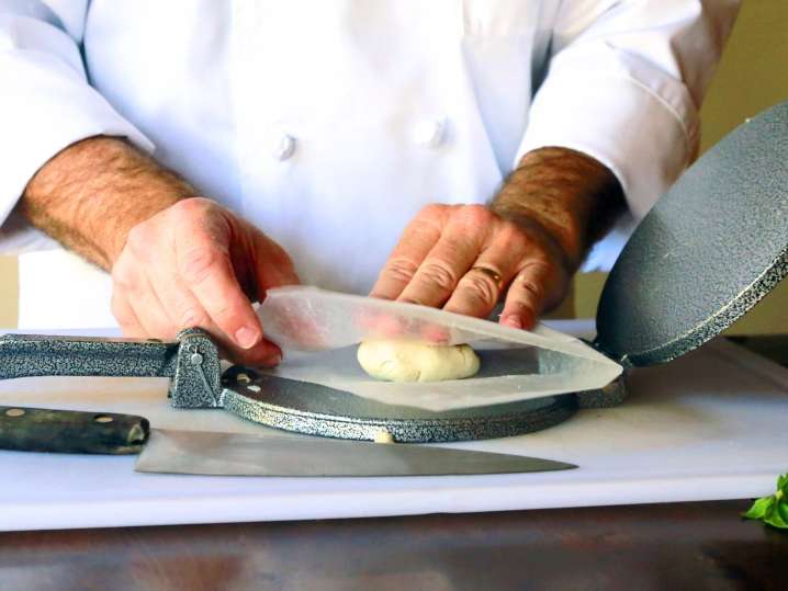 Atlanta - pressing tortillas Shot