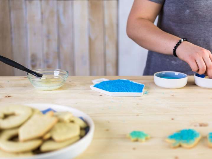 dipping cookies in blue Shot