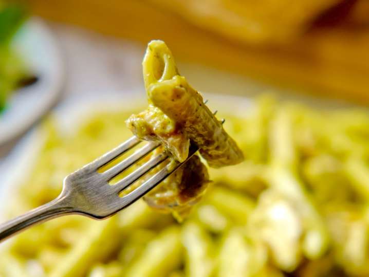 Garganelli or penne pasta With Fresh Pesto | Classpop Shot