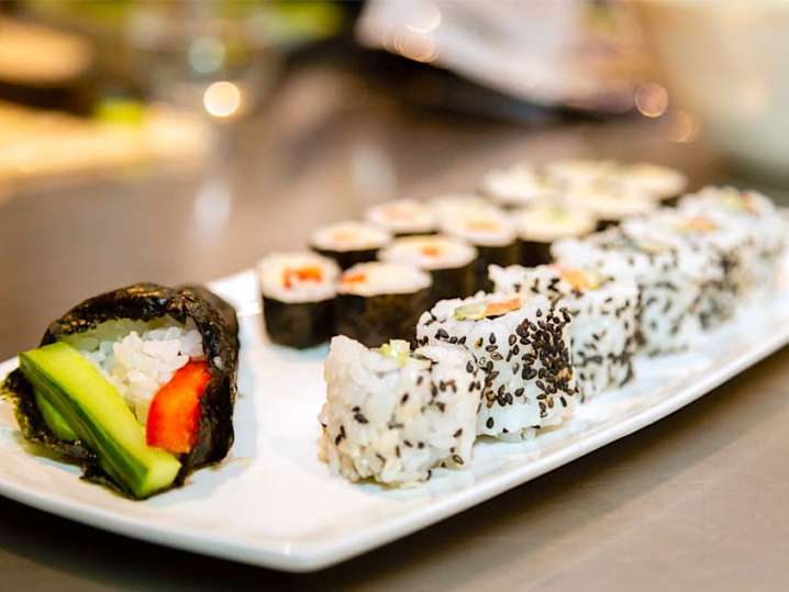 fresh sushi rolls | Classpop Shot