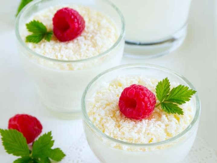 white chocolate coconut panna cotta | Classpop Shot