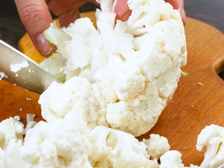 slicing cauliflower | Classpop Shot