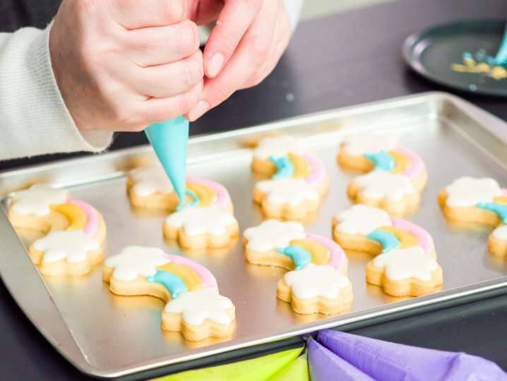 Icing Cookies | Classpop Shot