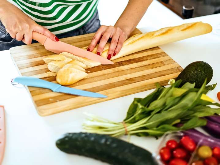 Preparing bread for bruschetta | Classpop Shot