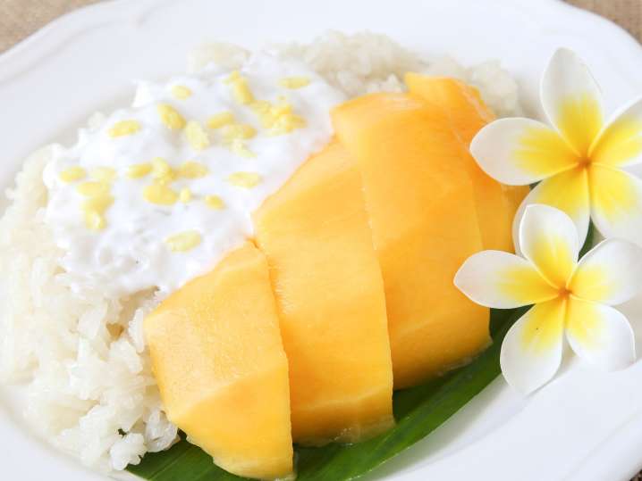 Coconut Sticky Rice with fresh mango | Classpop Shot