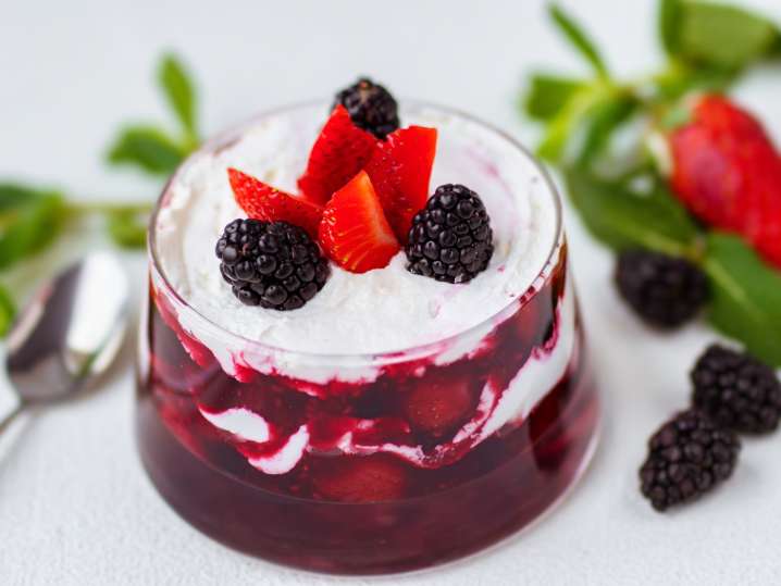 Seasonal berries trifle | Classpop Shot