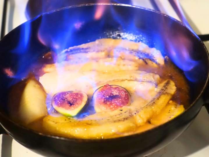 Making Banana Flambée | Classpop Shot