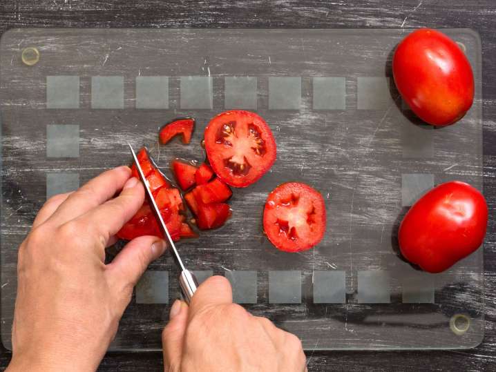 Dicing tomatoes | Classpop Shot