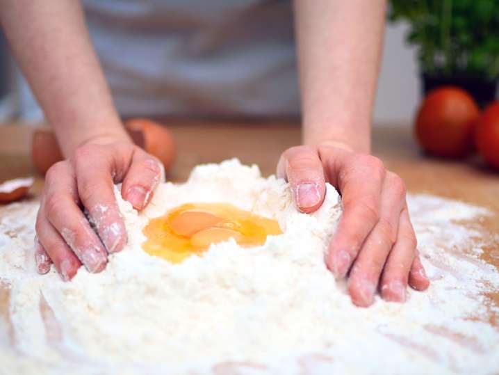 Making pasta dough | Classpop Shot