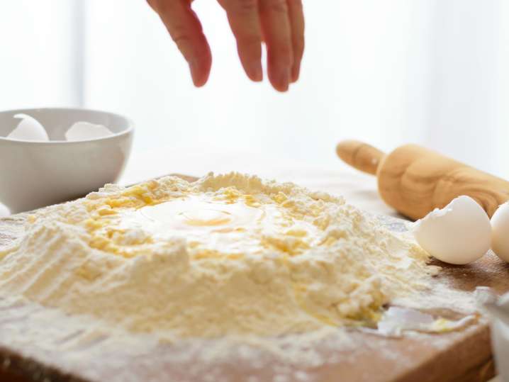 Making pasta dough | Classpop Shot