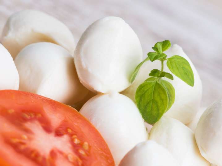 Mozzarella mini balls | Classpop Shot