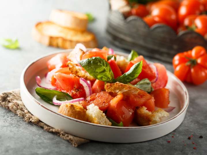 Panzanella Salad | Classpop Shot