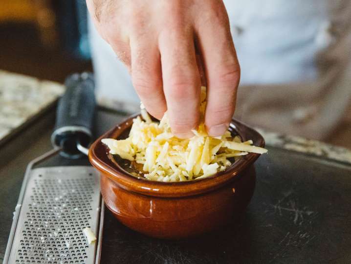 chef cooking French onion soup | Classpop Shot