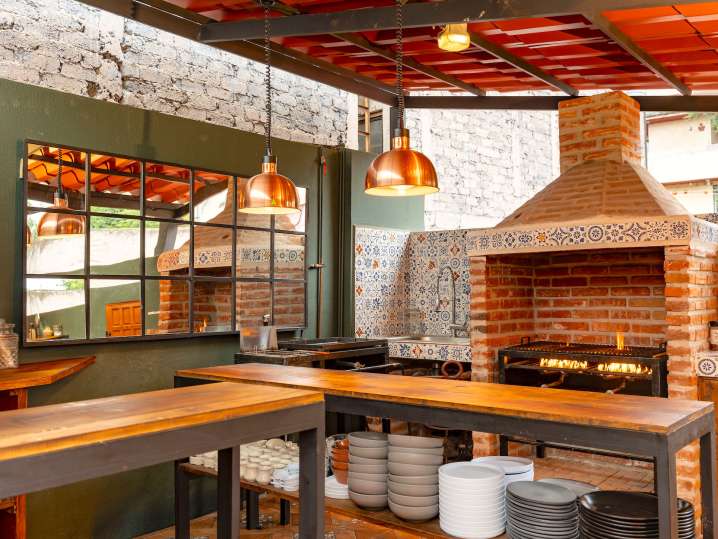 chef ronald in mexico city venue image | Classpop Shot
