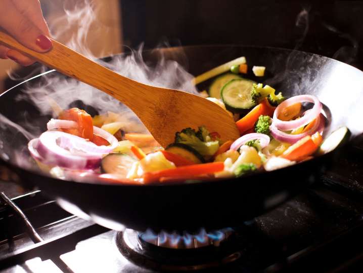 making stirfry | Classpop Shot