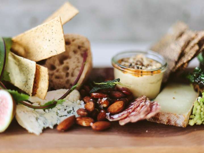 cheese board with Accompaniments | Classpop Shot