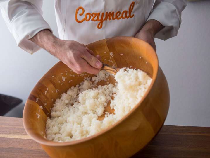 preparing rice in a steamer | Classpop Shot