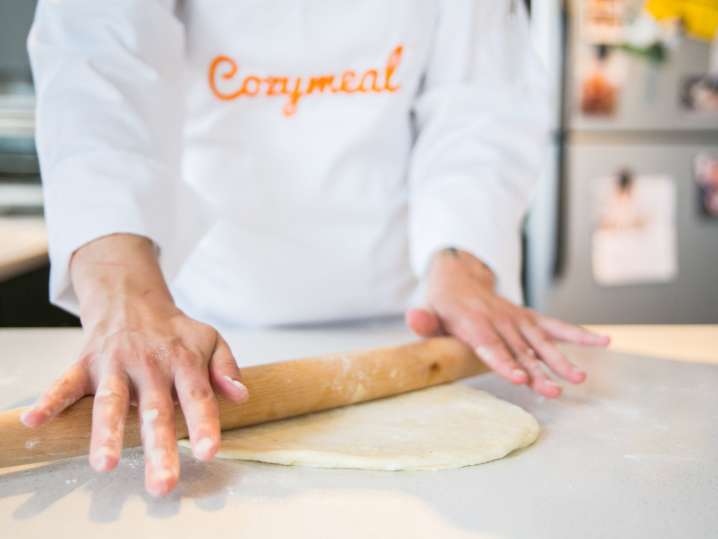 rolling out pizza dough | Classpop Shot