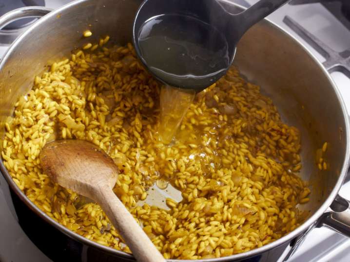 making risotto | Classpop Shot