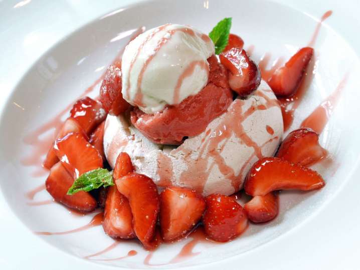 semifreddo with berries | Classpop Shot