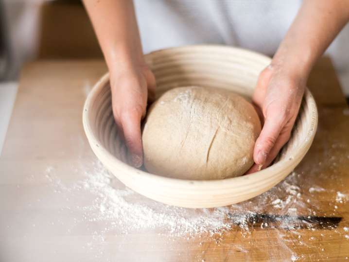 kneading dough | Classpop Shot