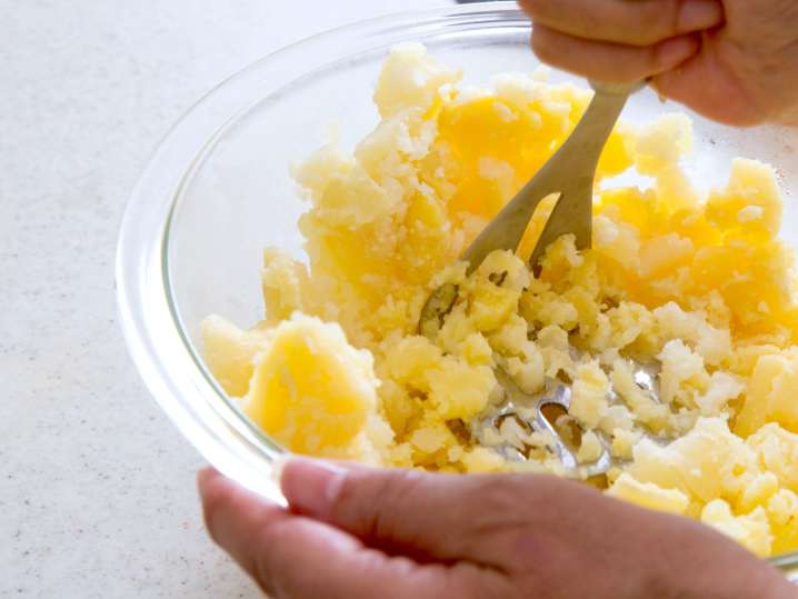 mashing potatoes | Classpop Shot