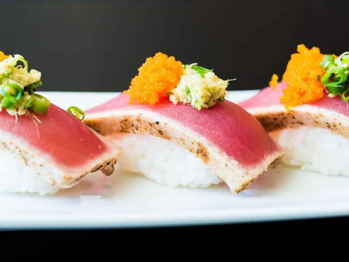 nigiri with tuna | Classpop Shot