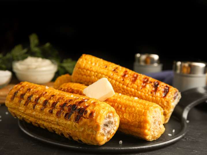 grilled corn with butter | Classpop Shot