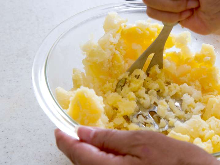 mashing potatoes | Classpop Shot