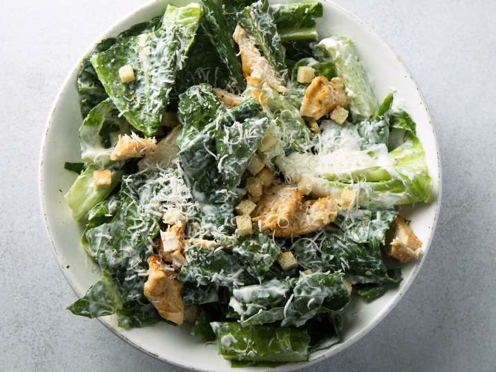 Caesar salad with chicken and Parmesan cheese | Classpop Shot
