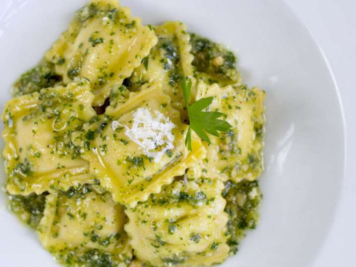 pasta in pesto sauce | Classpop Shot