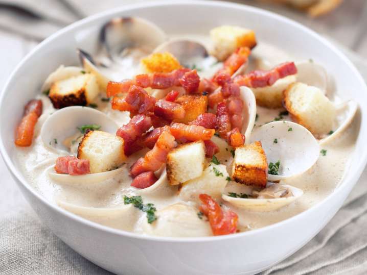 clam chowder in a white bowl | Classpop Shot