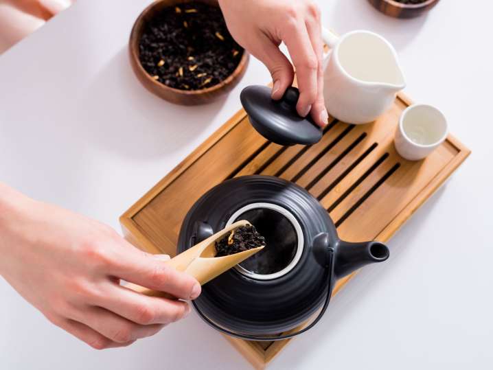 making tea infusions | Classpop Shot