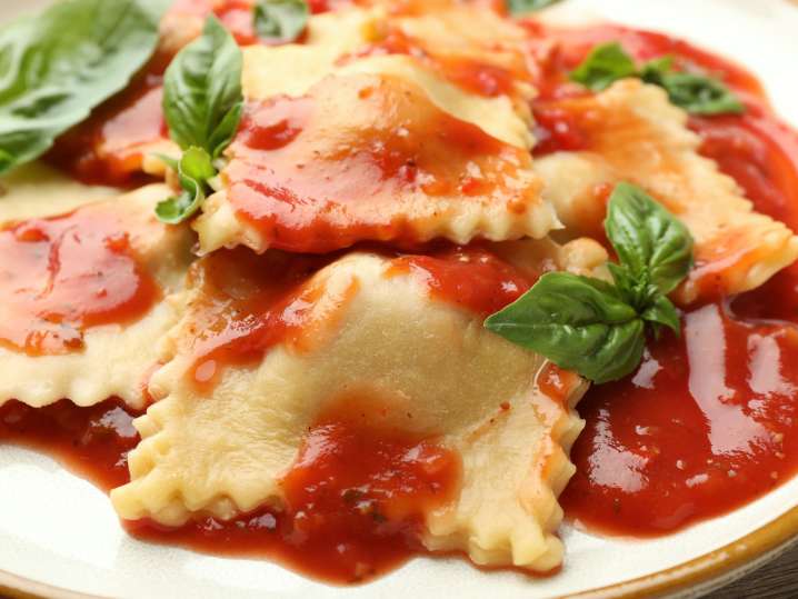 ravioli pasta in tomato sauce | Classpop Shot