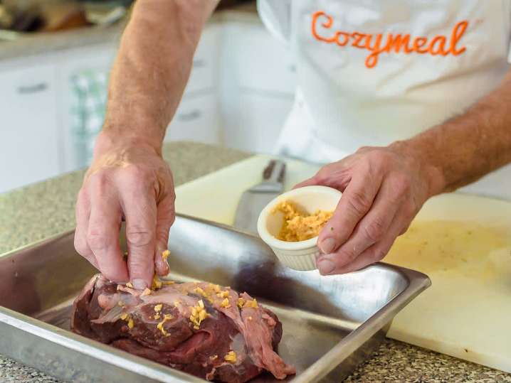 preparing leg of lamb | Classpop Shot