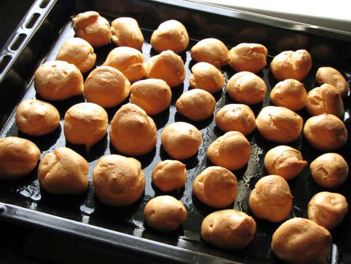 baking cream puffs | Classpop Shot