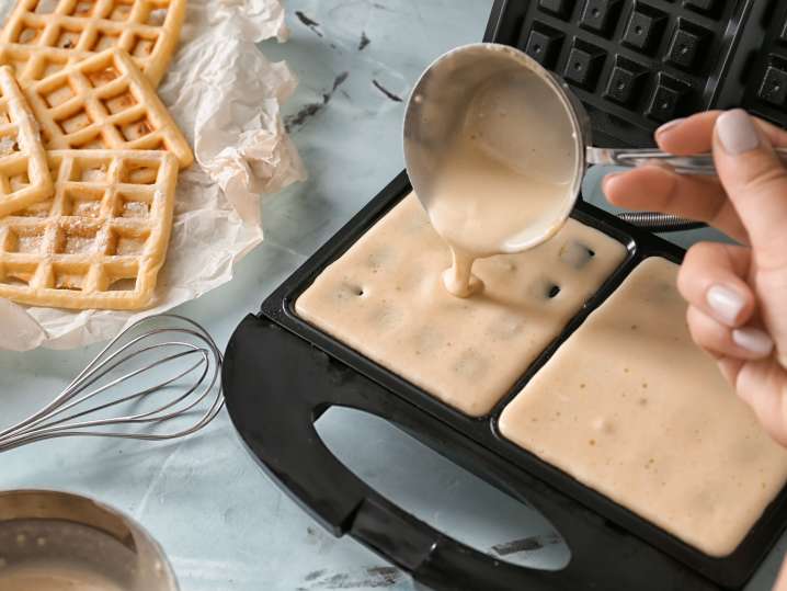 making waffles | Classpop Shot
