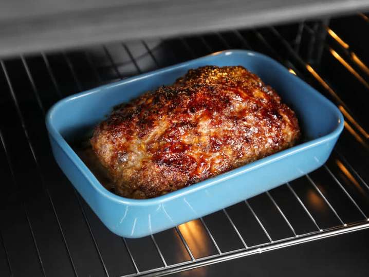 baking a meatloaf | Classpop Shot