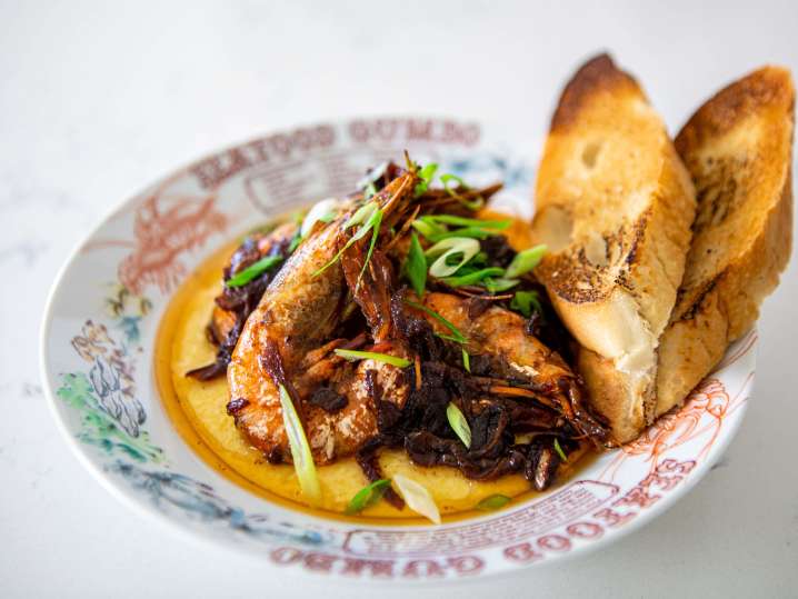 shrimp and grits with cajun seasoning | Classpop Shot