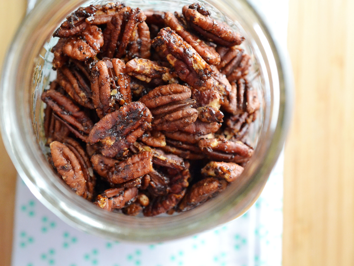 sweet and spicy pecans | Classpop Shot