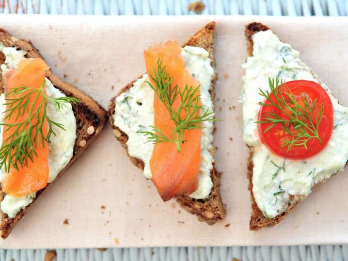 salmon crostini | Classpop Shot