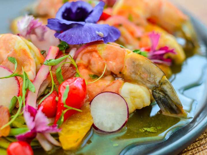 passion fruit shrimp tiradito | Classpop Shot