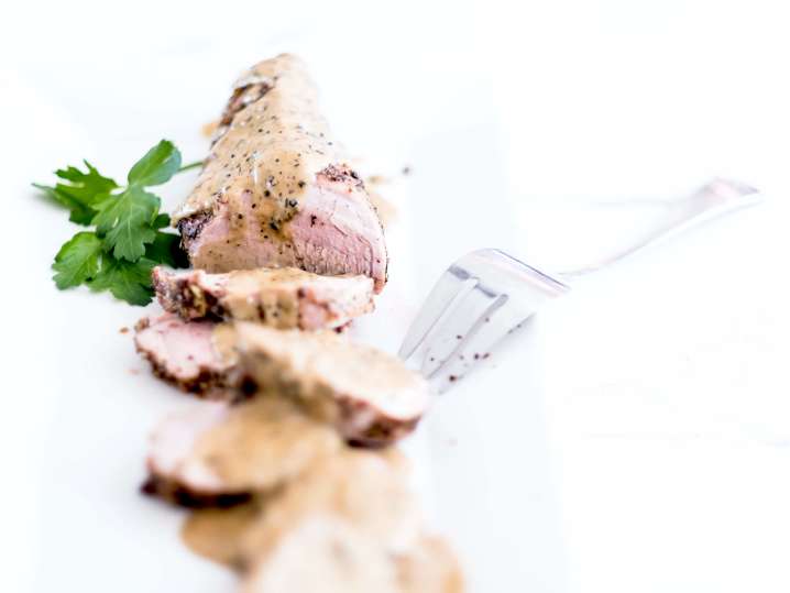 Pork tenderloin and blue cheese sauce | Classpop Shot