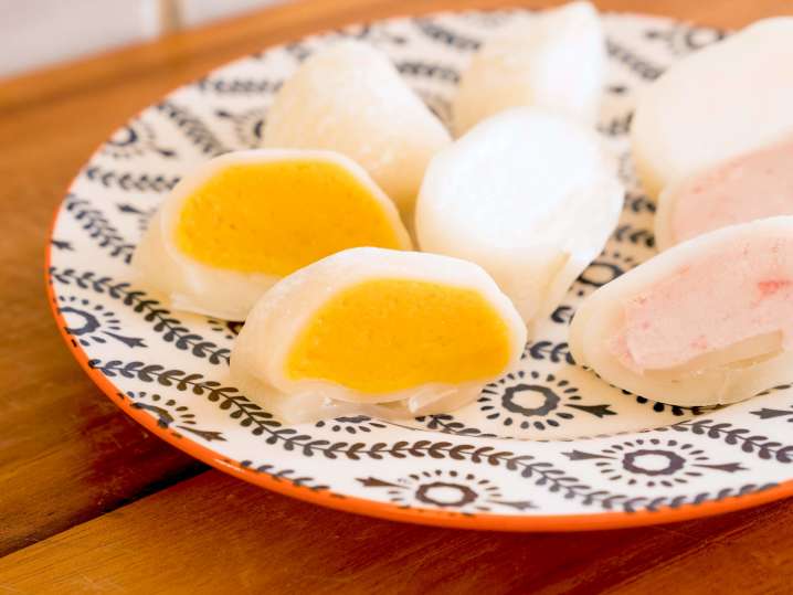 mango and strawberry mochi | Classpop Shot
