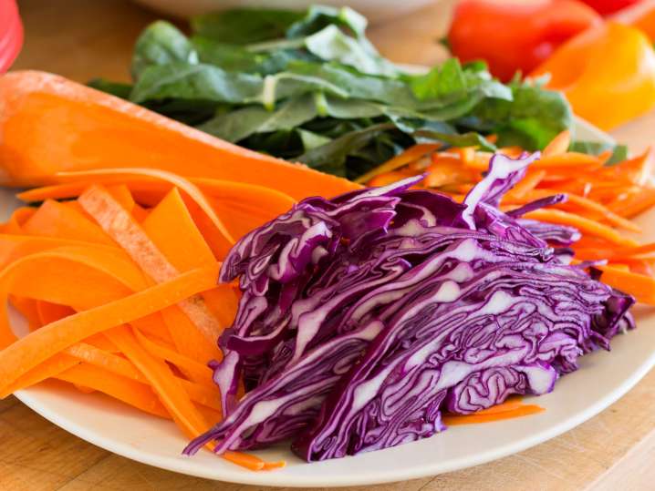 red cabbage, carrots and romaine lettuce | Classpop Shot