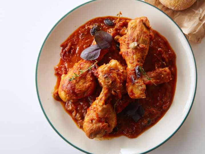 Braised Chicken all'arrabiatta | Classpop Shot