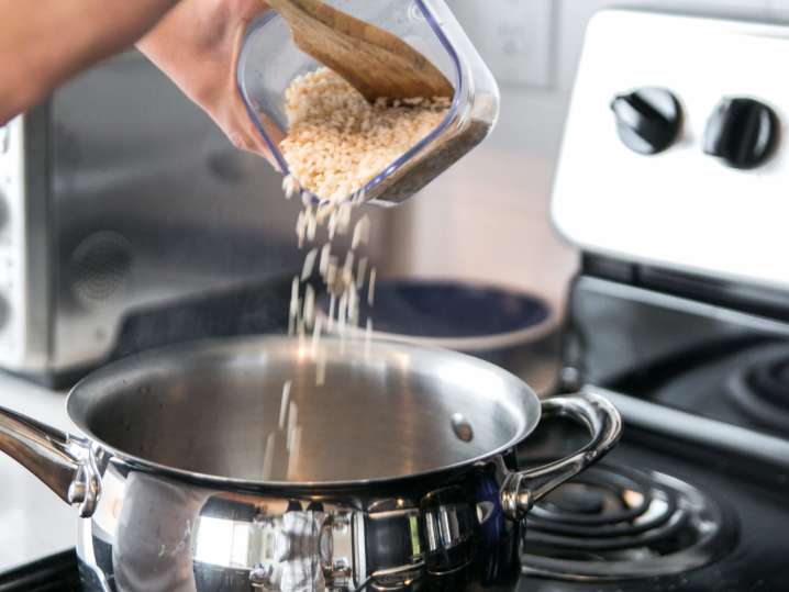 making risotto | Classpop Shot