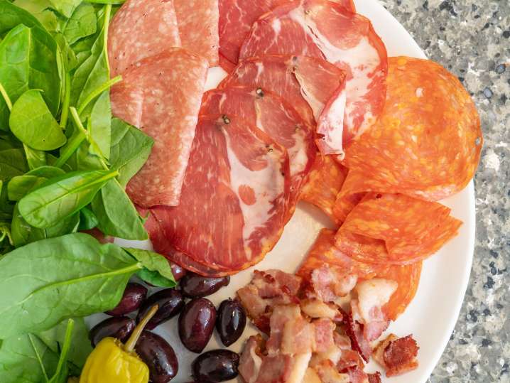 salami, olives and spinach | Classpop Shot